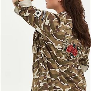 TORRID EMBROIDERED CAMO ANORAK JACKET NWT 2X